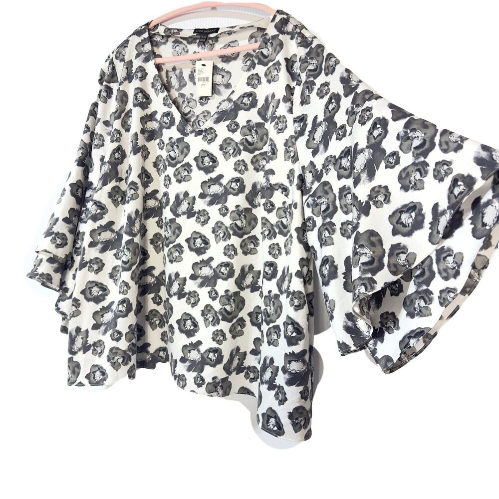 Lane Bryant Floral Blouse Ruffle Sleeve Top Size 26 28 V-Neck NWT